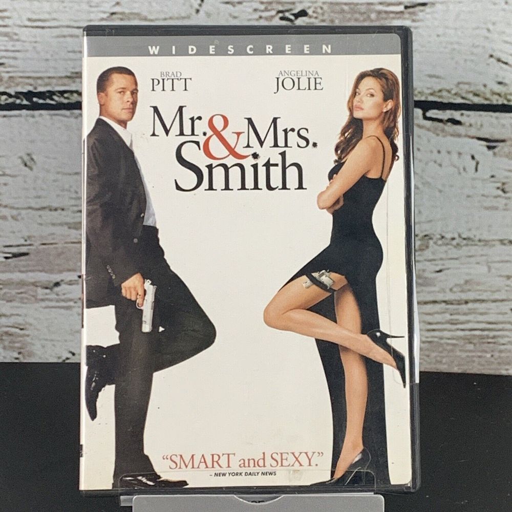Mr. & Mrs. Smith (DVD, 2005) Brad Pitt, Angelina Jolie, Adam Brody, Vince Vaughn